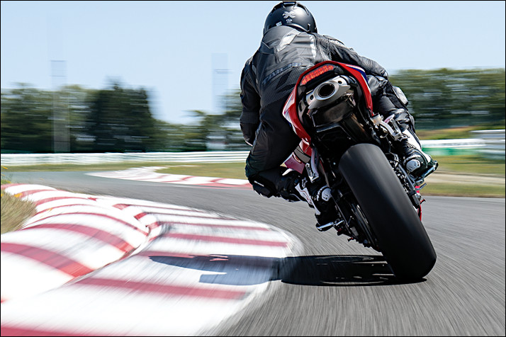 Foto hondacbr600rr04